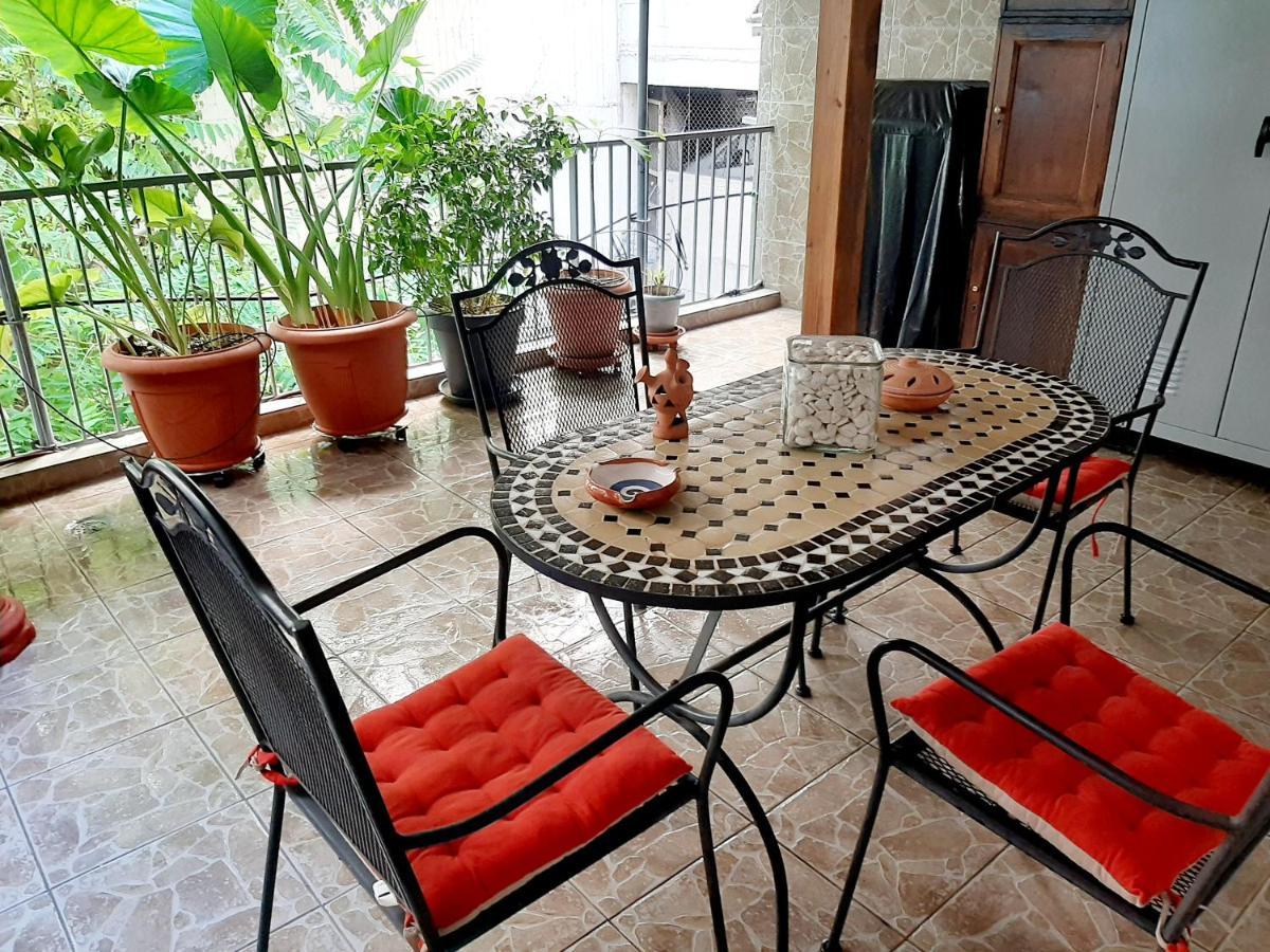 Large Terrace Apartment Near City Centre Athènes Extérieur photo